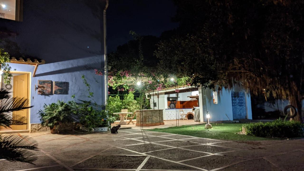 Estudio Las Rotas Дения Экстерьер фото